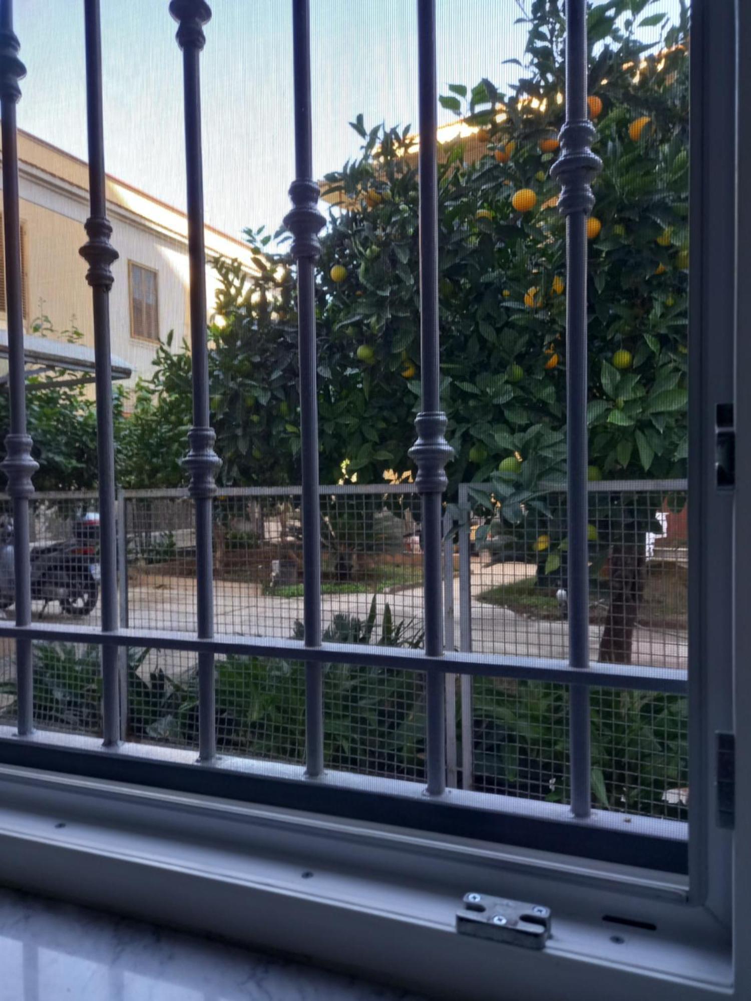 Momenti E Monumenti Villa Palermo Kültér fotó